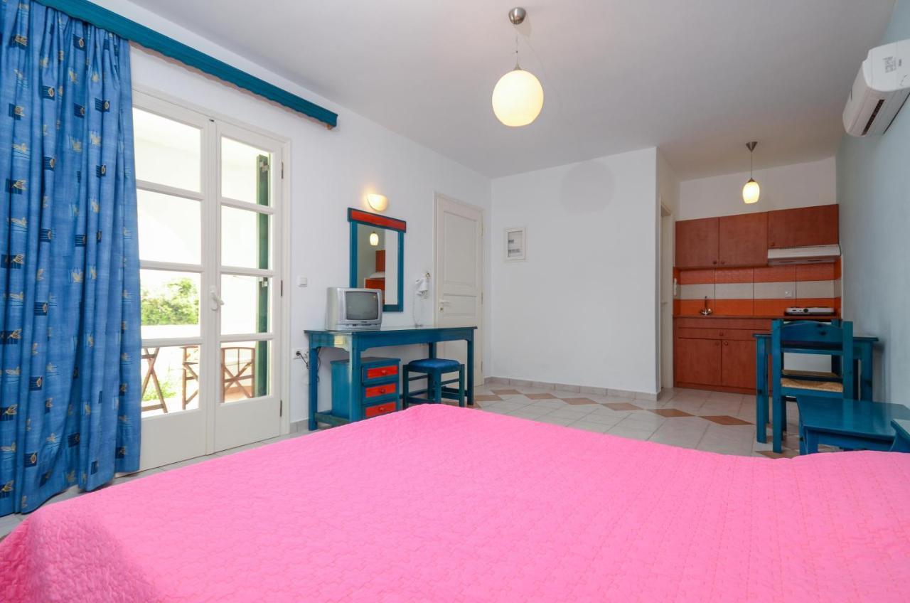 Hotel Fanis Agia Anna  Luaran gambar
